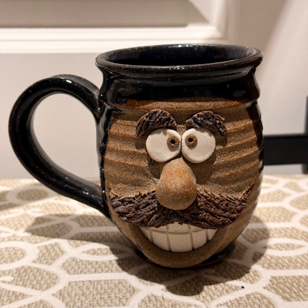 Ugly Face 3D Mug Art Pottery Stoneware Funny Brown Coffee Mug VTG